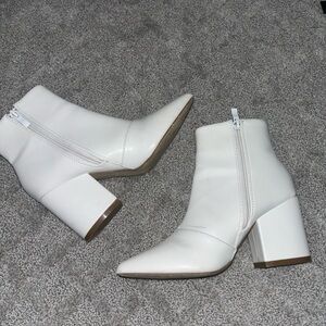 Boohoo White Ankle Booties